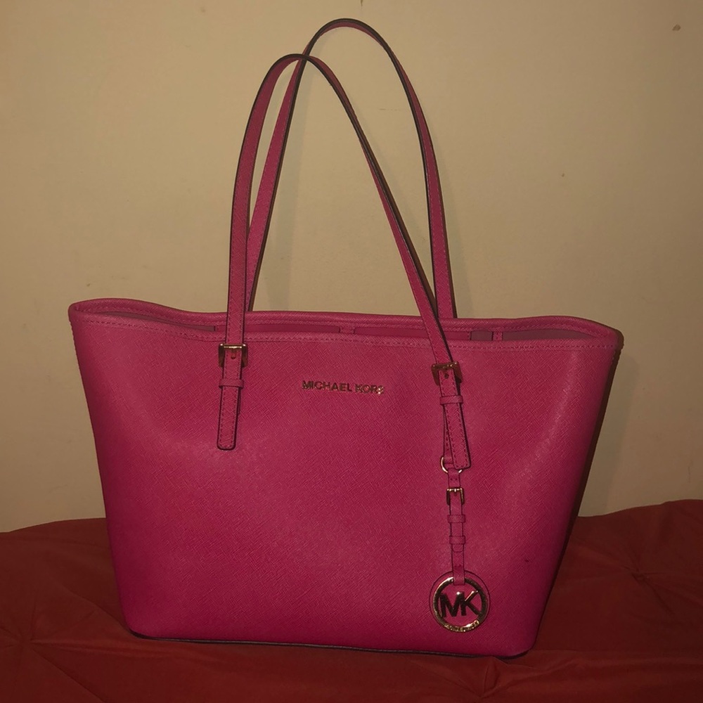 Hot pink Micheal Kors bag